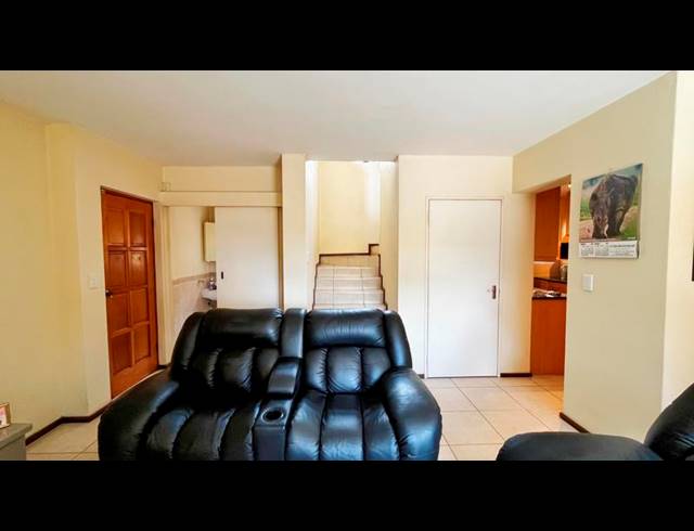 2 BEDROOM HOUSE FOR SALE IN BARBEQUE DOWNS